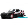 Марвел кола Ghost Spider 1990 Mazda Miata 1:32 Jada 14 см, с метална фигурка, снимка 3