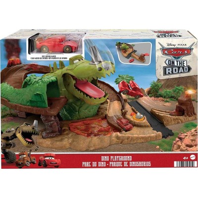 Писта Mattel Cars Dino Playground, с една кола Lightning McQueen